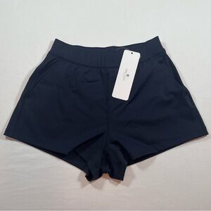 CRZ YOGA Woman Navy Sport Side Pockets 2.5” Inseam Athletic Workout Gym Shorts